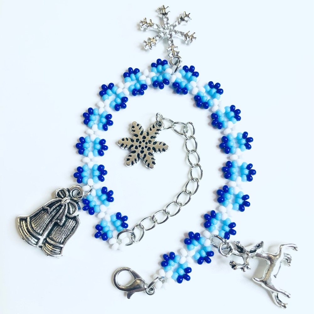 Christmas Holiday Bracelet Charms Silver Blue White Reindeer Bells Beaded Snow